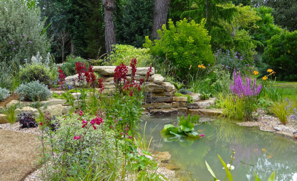 Garden Ponds: Fill Your Landscape with the Sounds of Serenity ...