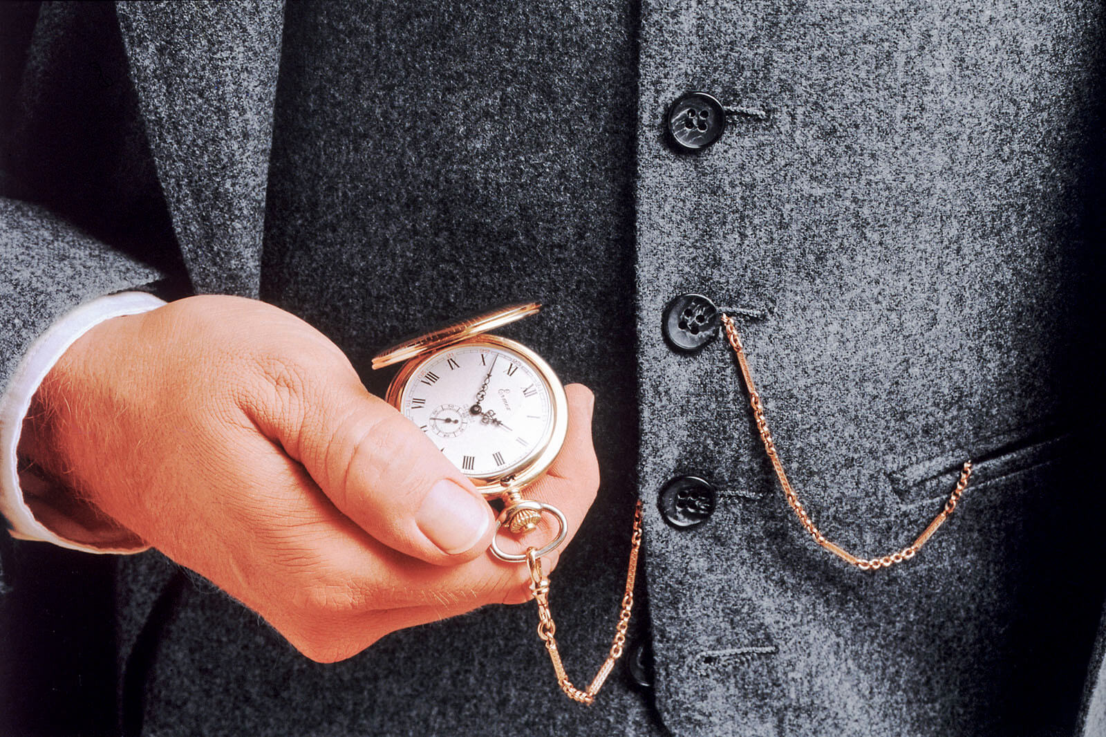 3 Timeless Accessories Every Gentleman Should Own